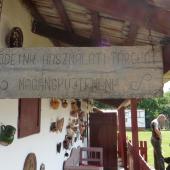 Kattintson a képre az új ablakban megnyíló eredeti felbontású fotóért.