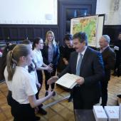 Kattintson a képre az új ablakban megnyíló eredeti felbontású fotóért.