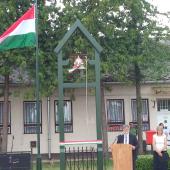 Kattintson a képre az új ablakban megnyíló eredeti felbontású fotóért.