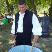 Kattintson a képre az új ablakban megnyíló eredeti felbontású fotóért.