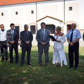 Kattintson a képre az új ablakban megnyíló eredeti felbontású fotóért.